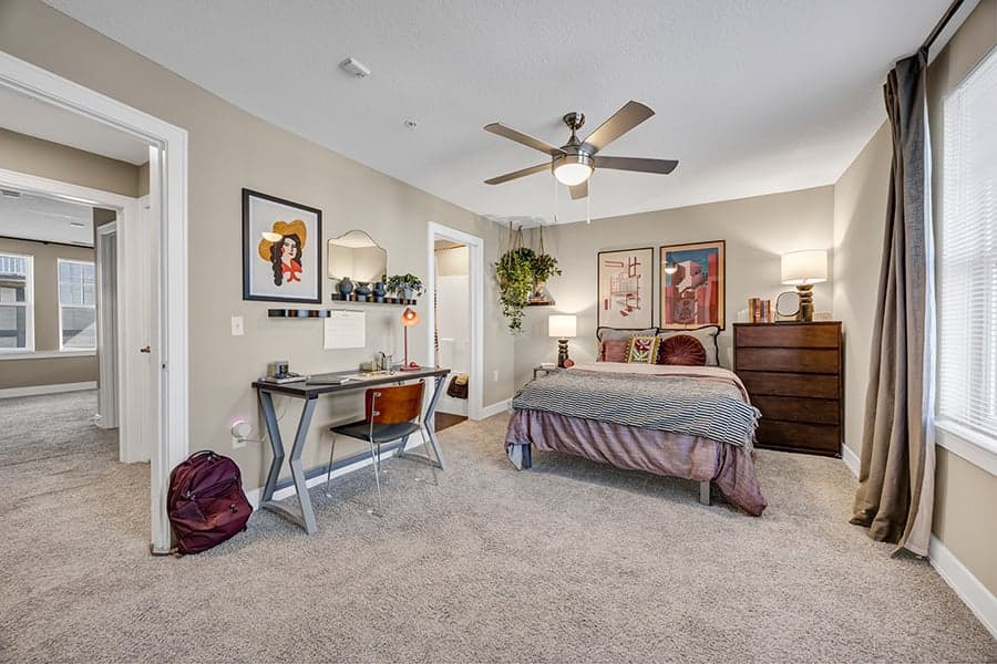 Axis-at-SMTX—Model—Bedroom-(5)