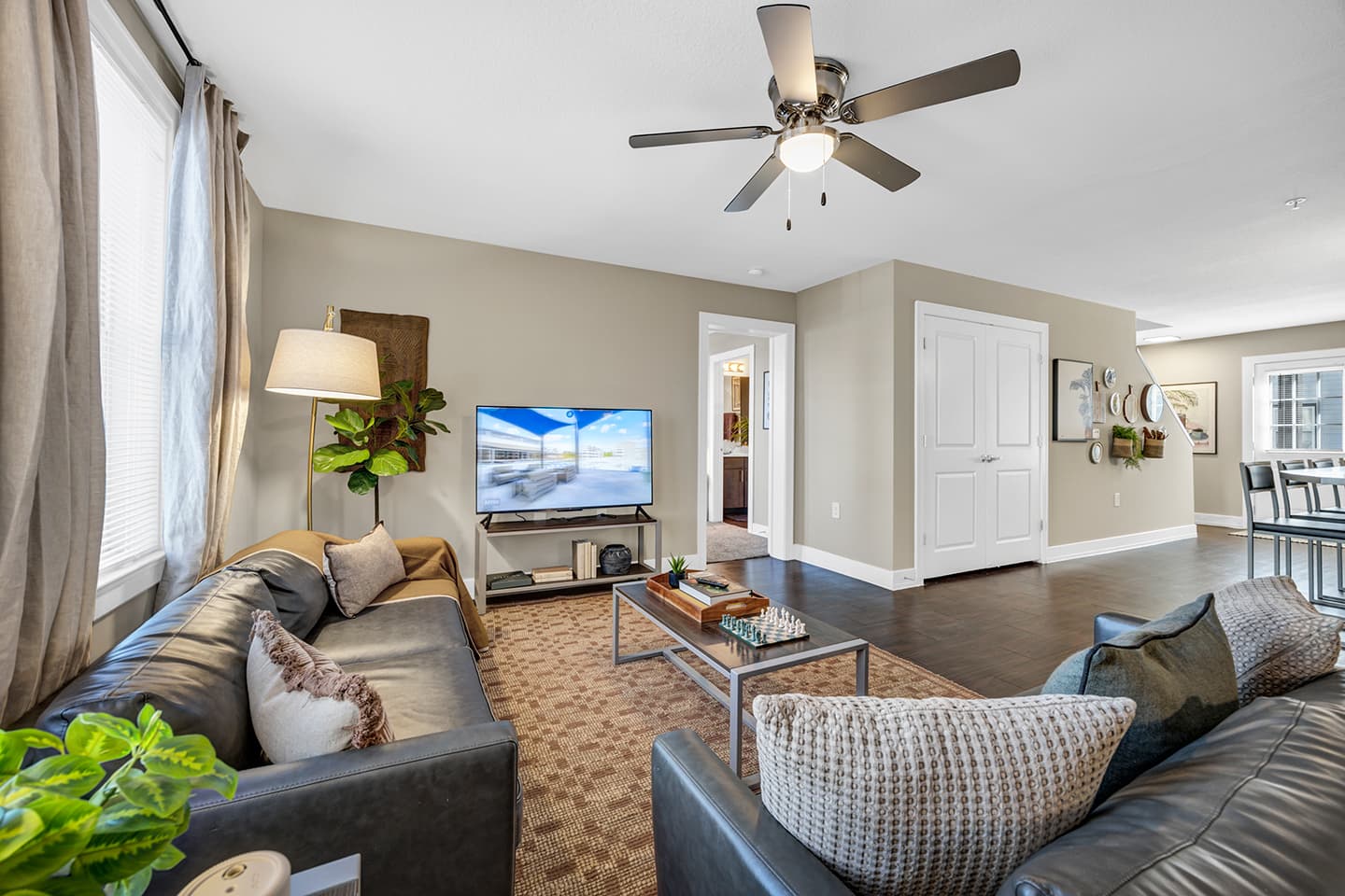 Axis-at-SMTX—Model—Living-Room-(2)